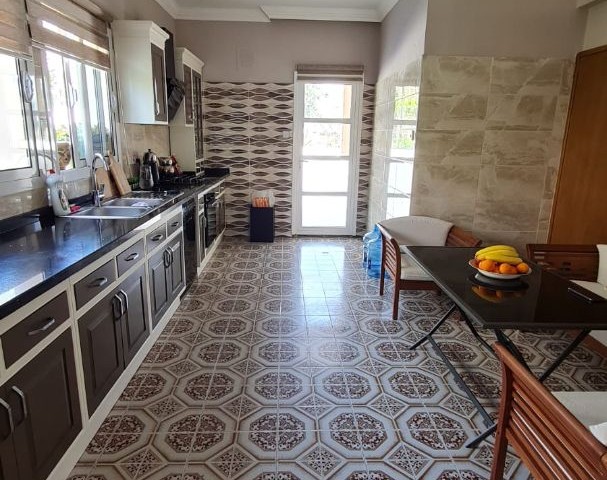 girne-edremit-satilik-villa-284121-1678529289.0332